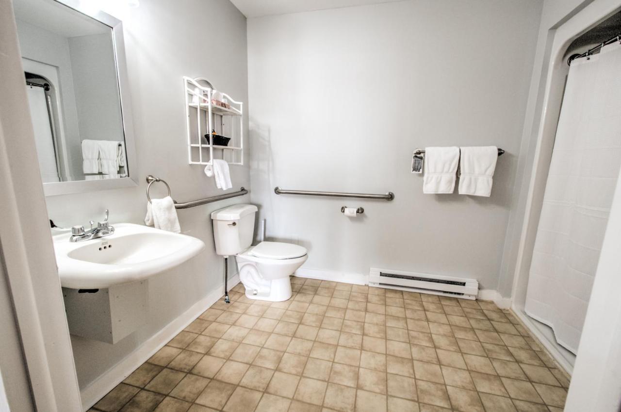 East Shore Lodging Hawley Экстерьер фото